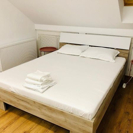 Ultra-Central Apartment Just In Union Squere تيميشورا المظهر الخارجي الصورة