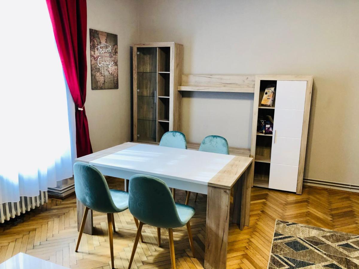 Ultra-Central Apartment Just In Union Squere تيميشورا المظهر الخارجي الصورة