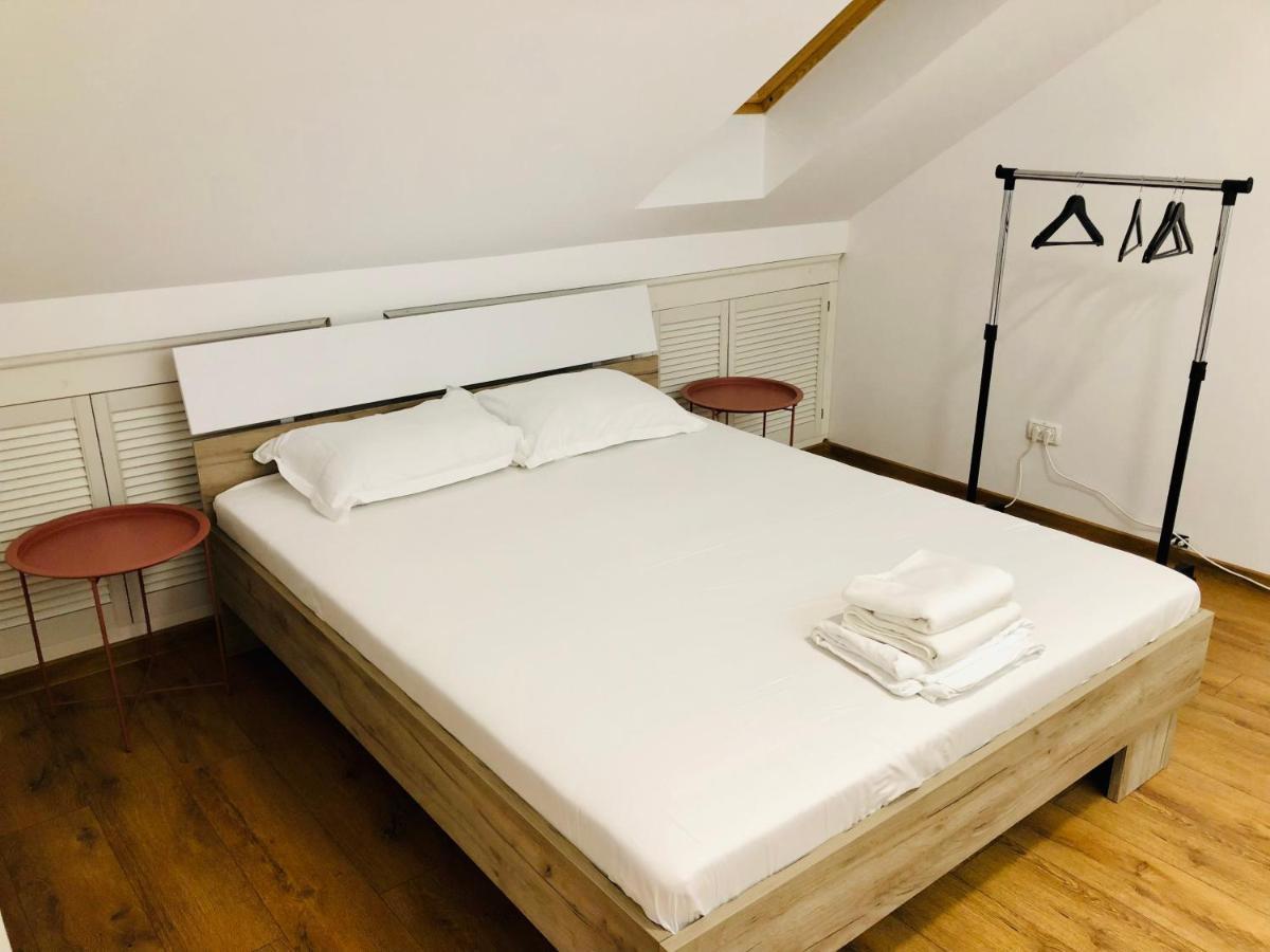 Ultra-Central Apartment Just In Union Squere تيميشورا المظهر الخارجي الصورة